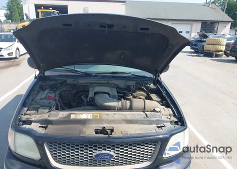 2002 Ford F-150 Lariat/Xlt из США, поврежденный, VIN 1FTRW08L62KE40056